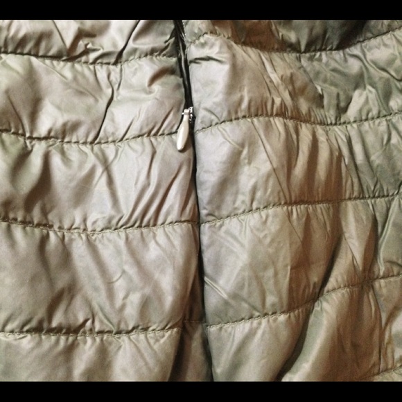 Green light weight winter jacket - Picture 2 of 5